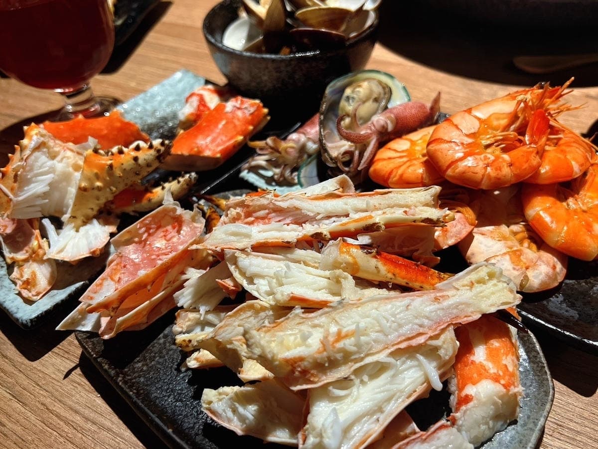 帝王蟹、和牛無限續!超狂鍋物放題爽吃120分鐘,生魚片也吃到飽 帝王蟹、和牛無限續!超狂鍋物放題爽吃120分鐘,生魚片也吃到飽