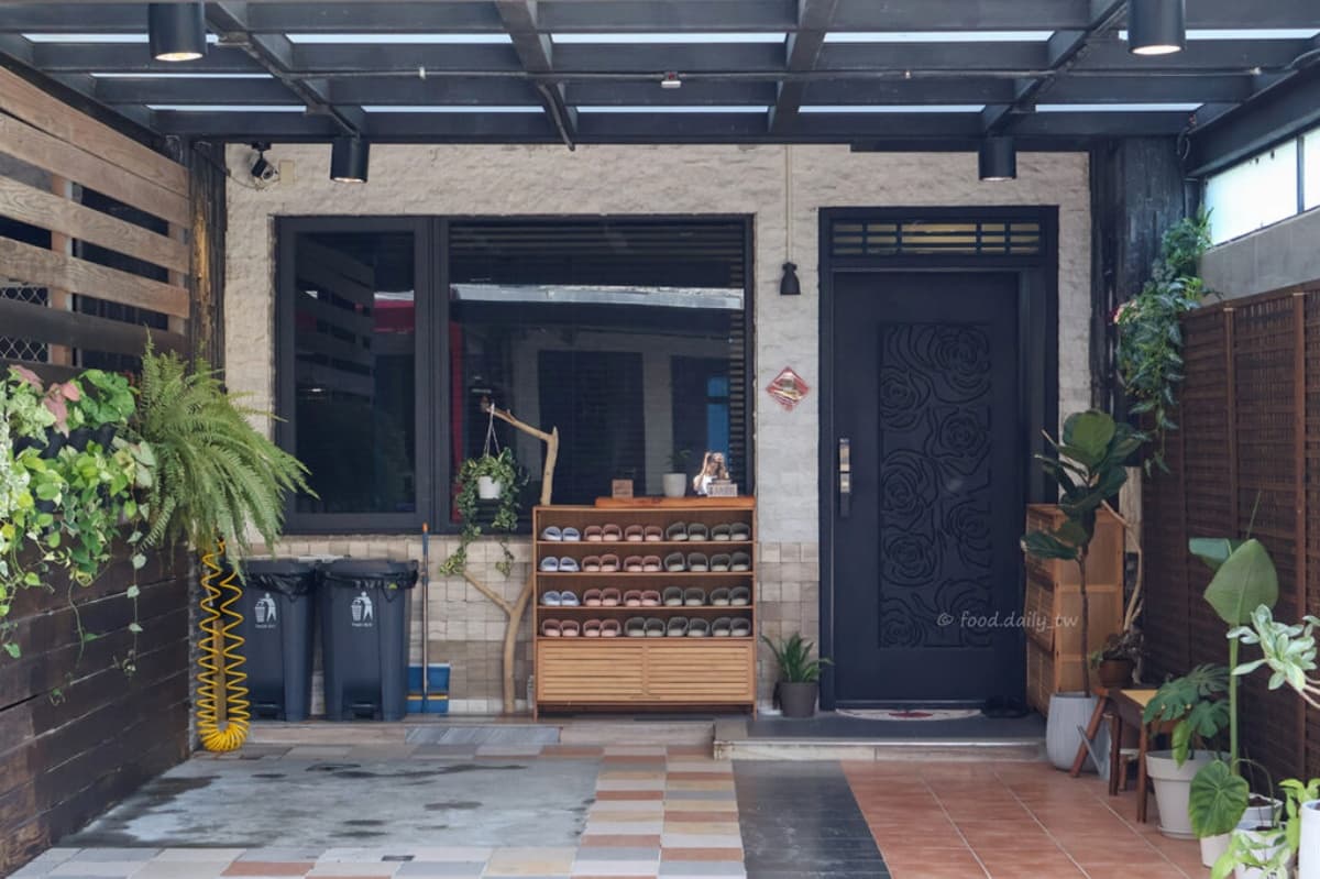 春喃日光 Whispring Inn|恆春電梯民宿