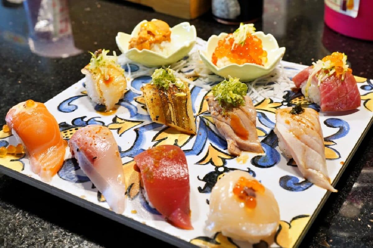 東港美食攻略!14家精選:黑鮪魚生魚片、平價海鮮餐廳、滿料飯湯 東港美食攻略!14家精選:黑鮪魚生魚片、平價海鮮餐廳、滿料飯湯