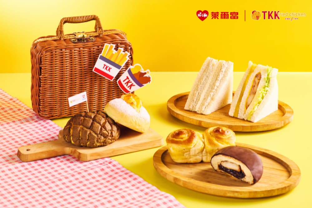 頂呱呱搬進超商了!萊爾富推呱呱包炒飯10大新品,同步吃7-11「皮蛋香菜麵」 頂呱呱搬進超商了!萊爾富推呱呱包炒飯10大新品,同步吃7-11「皮蛋香菜麵」