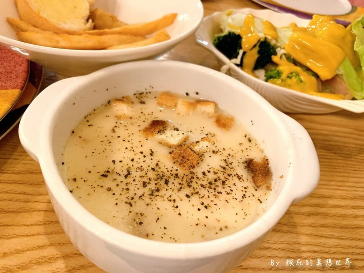 359元義式吃到飽太佛!30多款披薩、義大利麵無限續,自助吧炸物甜點暢吃 359元義式吃到飽太佛!30多款披薩、義大利麵無限續,自助吧炸物甜點暢吃
