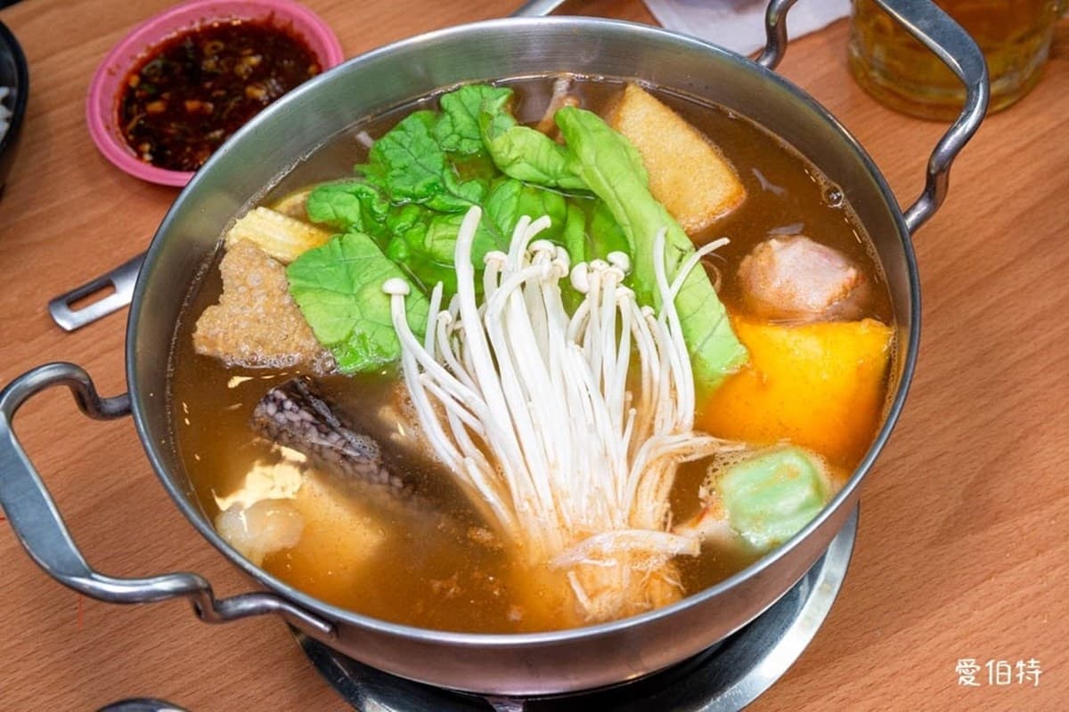 180元起吃到飽!4.9星「平價小火鍋」自助吧零食、鴨血豆腐、冰淇淋暢吃 180元起吃到飽!4.9星「平價小火鍋」自助吧零食、鴨血豆腐、冰淇淋暢吃