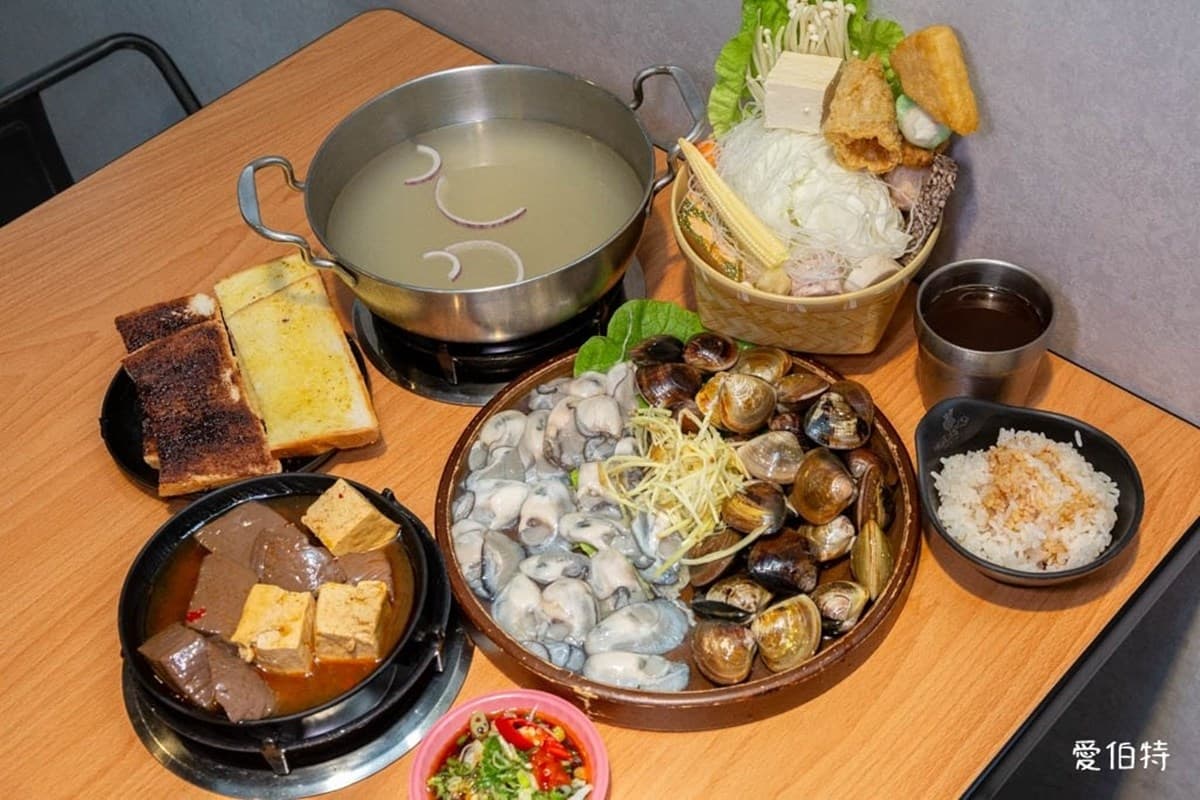 180元起吃到飽!4.9星「平價小火鍋」自助吧零食、鴨血豆腐、冰淇淋暢吃 180元起吃到飽!4.9星「平價小火鍋」自助吧零食、鴨血豆腐、冰淇淋暢吃