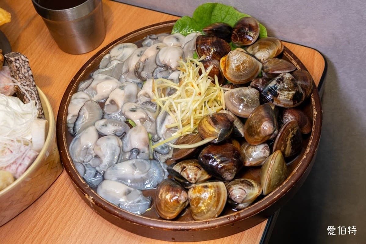 180元起吃到飽!4.9星「平價小火鍋」自助吧零食、鴨血豆腐、冰淇淋暢吃 180元起吃到飽!4.9星「平價小火鍋」自助吧零食、鴨血豆腐、冰淇淋暢吃