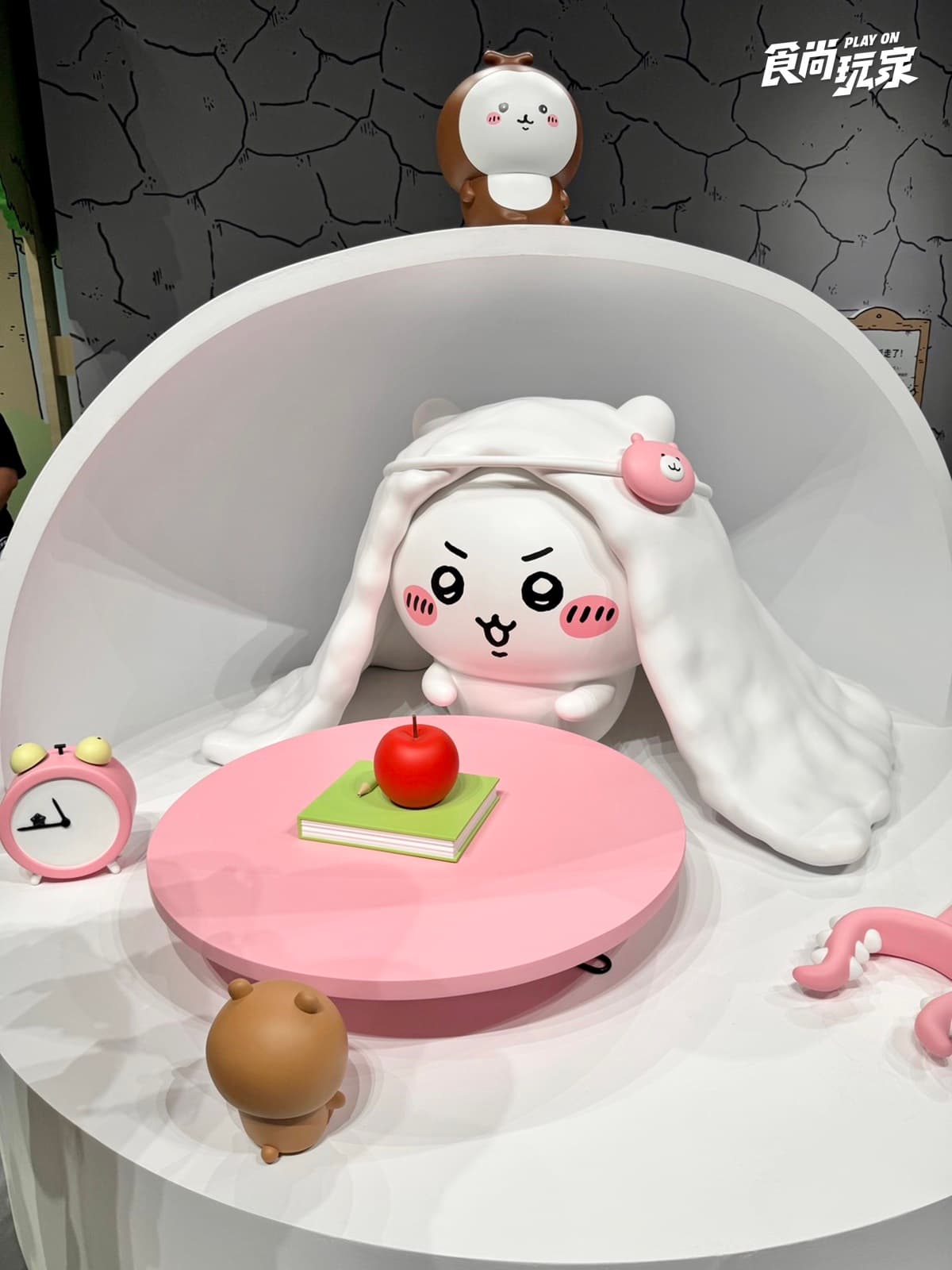 「吉伊卡哇台北特展」巨型夜市玩偶亮相!百座立體公仔、互動裝置、周邊商品 「吉伊卡哇台北特展」巨型夜市玩偶亮相!百座立體公仔、互動裝置、周邊商品