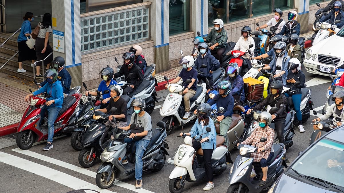 不再寄紙本通知了!機車族「忘記做1事」直接罰500元,3種電子通知管道曝光