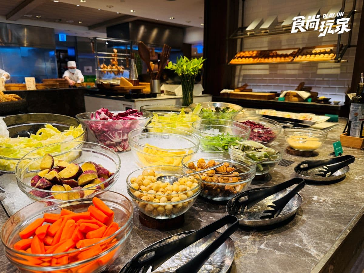 吃到飽4人同行1人免費!台南排隊名店、鱔魚意麵、現做愛文芒果冰無限吃 吃到飽4人同行1人免費!台南排隊名店、鱔魚意麵、現做愛文芒果冰無限吃