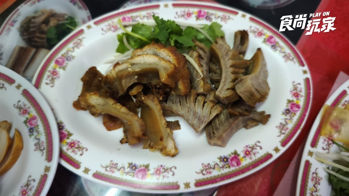 宜蘭蘇澳一日遊!7間海港美食+5大遊山玩水祕境:比臉還大蝦餅、網路爆紅海鮮炒麵 宜蘭蘇澳一日遊!7間海港美食+5大遊山玩水祕境:比臉還大蝦餅、網路爆紅海鮮炒麵