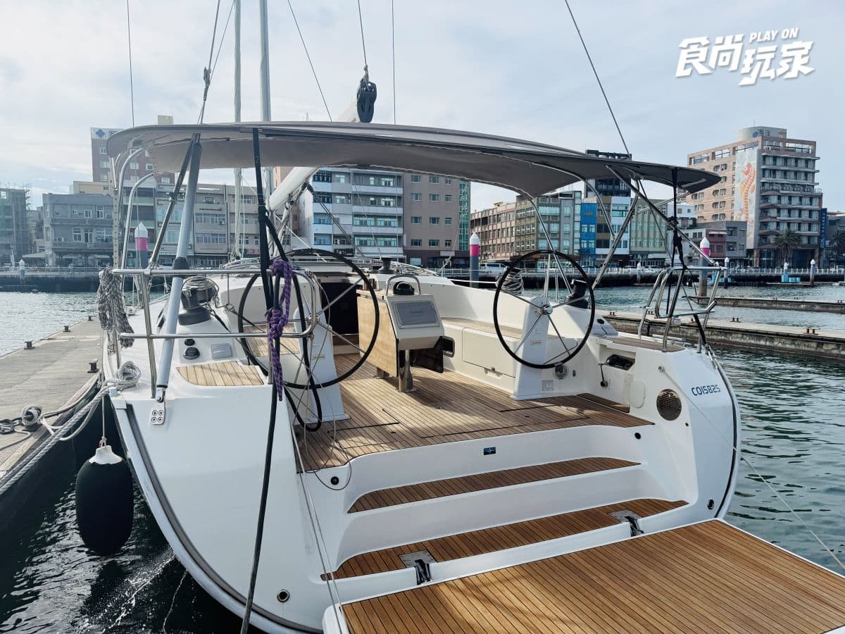 澎湖隱藏版玩法開箱!搭遊艇跳島玩水、體驗自駕開帆船,近距離看海上花火節 澎湖隱藏版玩法開箱!搭遊艇跳島玩水、體驗自駕開帆船,近距離看海上花火節