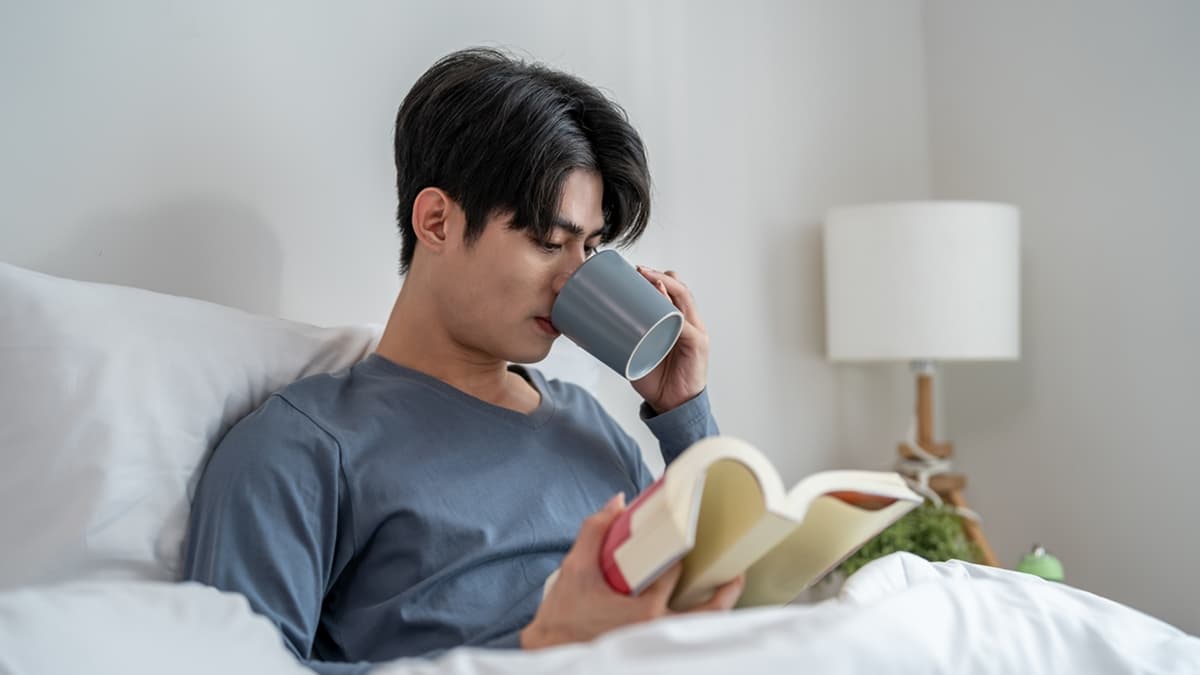 起床就喝咖啡超傷身!醫揭「5個晨間習慣」可助長壽,還穩定心情、促進代謝