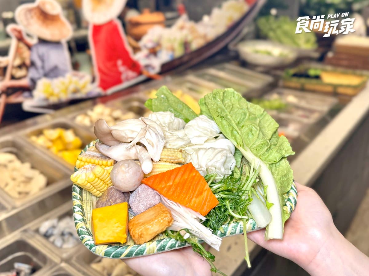479元泰式火鍋吃到飽!50款自助吧、肉品海鮮、熟食暢夾,免費送整尾檸檬魚 479元泰式火鍋吃到飽!50款自助吧、肉品海鮮、熟食暢夾,免費送整尾檸檬魚