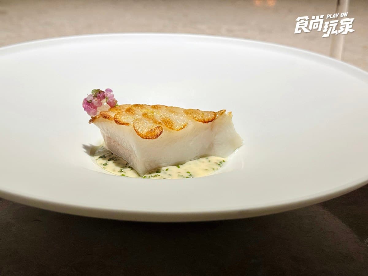 高CP值「米其林一星」千元有找!牛肉麵、梅干扣肉變法餐,免費續洋芋、玩盲盒 高CP值「米其林一星」千元有找!牛肉麵、梅干扣肉變法餐,免費續洋芋、玩盲盒