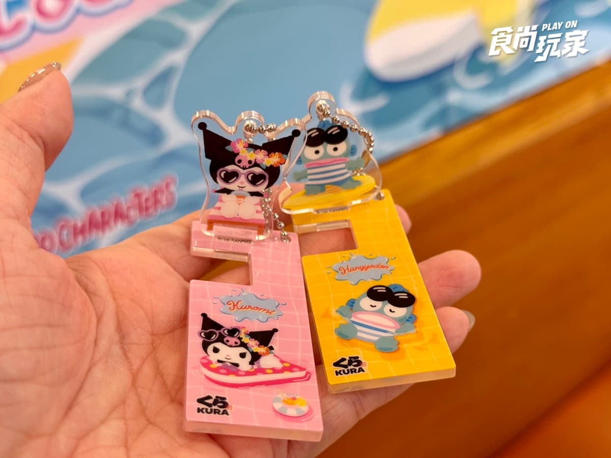 藏壽司x三麗鷗18款扭蛋萌翻!泳圈公仔、立體耳朵旅行袋必收,主題甜點開吃 藏壽司x三麗鷗18款扭蛋萌翻!泳圈公仔、立體耳朵旅行袋必收,主題甜點開吃