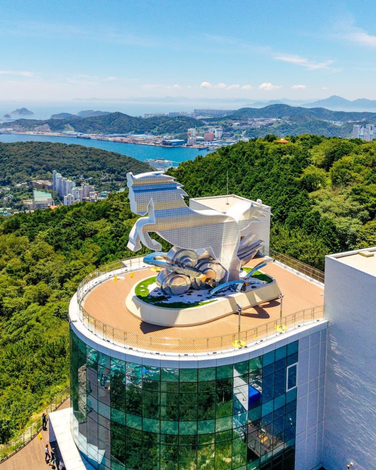 飛釜山機票現折1000元!機場限時免費好禮,最新天空步道、港灣夜景秘境 飛釜山機票現折1000元!機場限時免費好禮,最新天空步道、港灣夜景秘境