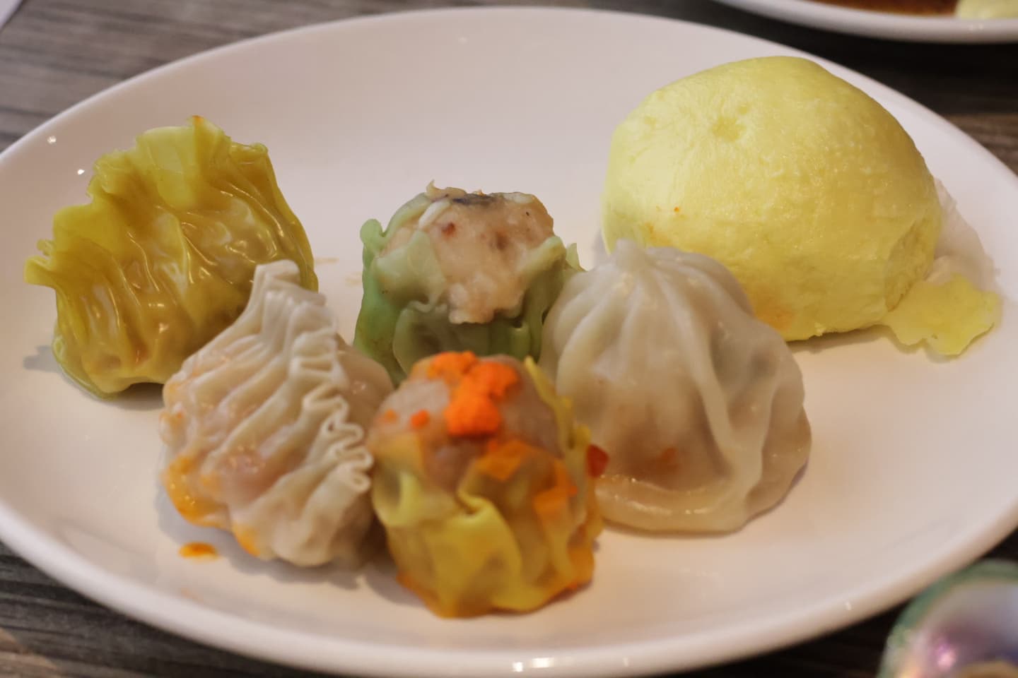 台中超狂Buffet!最低818元起,生魚片、牛肉湯、港點吃到飽,在地人最高7折 台中超狂Buffet!最低818元起,生魚片、牛肉湯、港點吃到飽,在地人最高7折