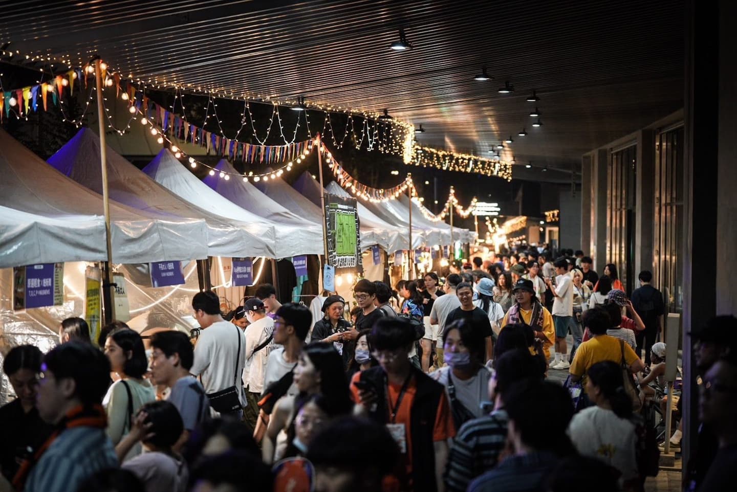 北流美食市集限時2天登場!手沖咖啡、人氣炸雞必吃,告五人、瑪莎合體開唱 北流美食市集限時2天登場!手沖咖啡、人氣炸雞必吃,告五人、瑪莎合體開唱