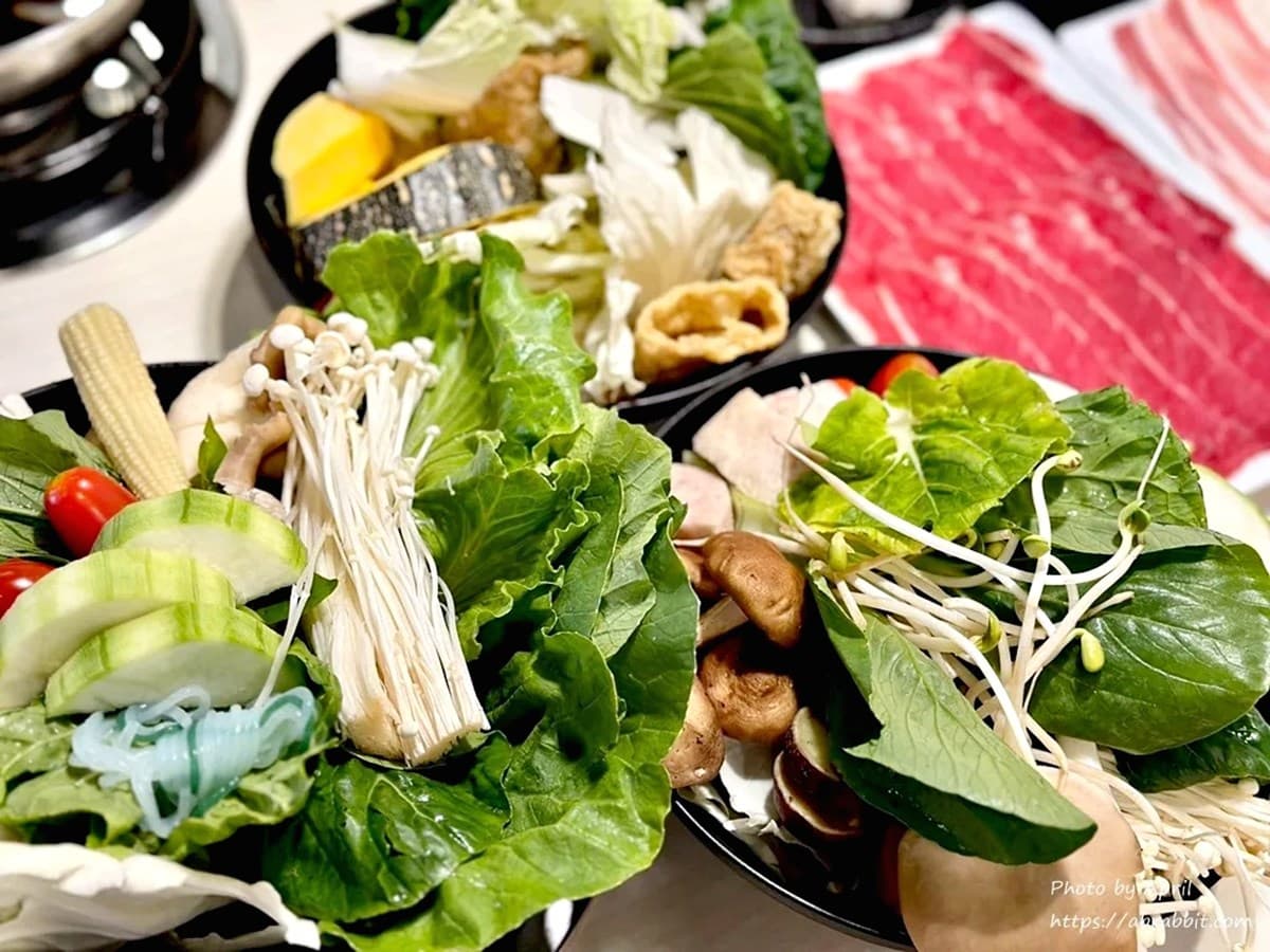 199元火鍋吃到飽!「高CP值鍋物」30款自助吧蔬食、DIY霜淇淋、肉燥飯暢吃 199元火鍋吃到飽!「高CP值鍋物」30款自助吧蔬食、DIY霜淇淋、肉燥飯暢吃