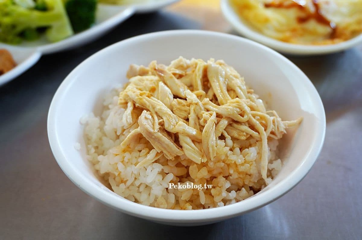 王仁甫一口氣連吃7碗!「台北最強雞肉飯」是這家,半熟蛋尬雞魯飯太欠吃 王仁甫一口氣連吃7碗!「台北最強雞肉飯」是這家,半熟蛋尬雞魯飯太欠吃