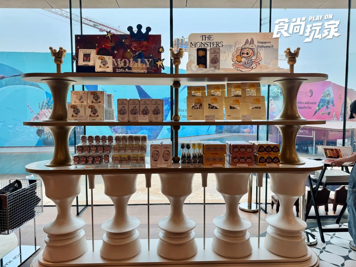 東南亞第1間「泡泡瑪特甜點店」!5款必吃星星人蛋糕,免費拍超萌Labubu 東南亞第1間「泡泡瑪特甜點店」!5款必吃星星人蛋糕,免費拍超萌Labubu