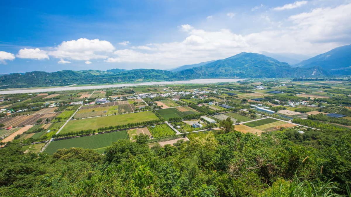 秋季暢玩東台灣!花蓮2人同行1人免費,台東郵輪式公車、二日套票一次玩 秋季暢玩東台灣!花蓮2人同行1人免費,台東郵輪式公車、二日套票一次玩