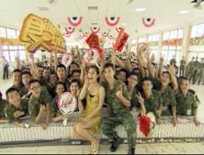 莎莎勞軍團 中壢 YES SIR美食到