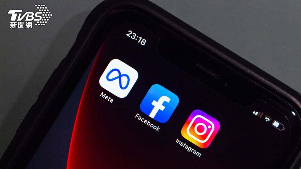 冠軍不是IG、YT!台灣人最愛用社群平台排行曝,35歲成分水嶺 Facebook、Instagram的「非官方濾鏡」將在2025年1月14日後全數下架。(示意圖/達志影像shutterstock)