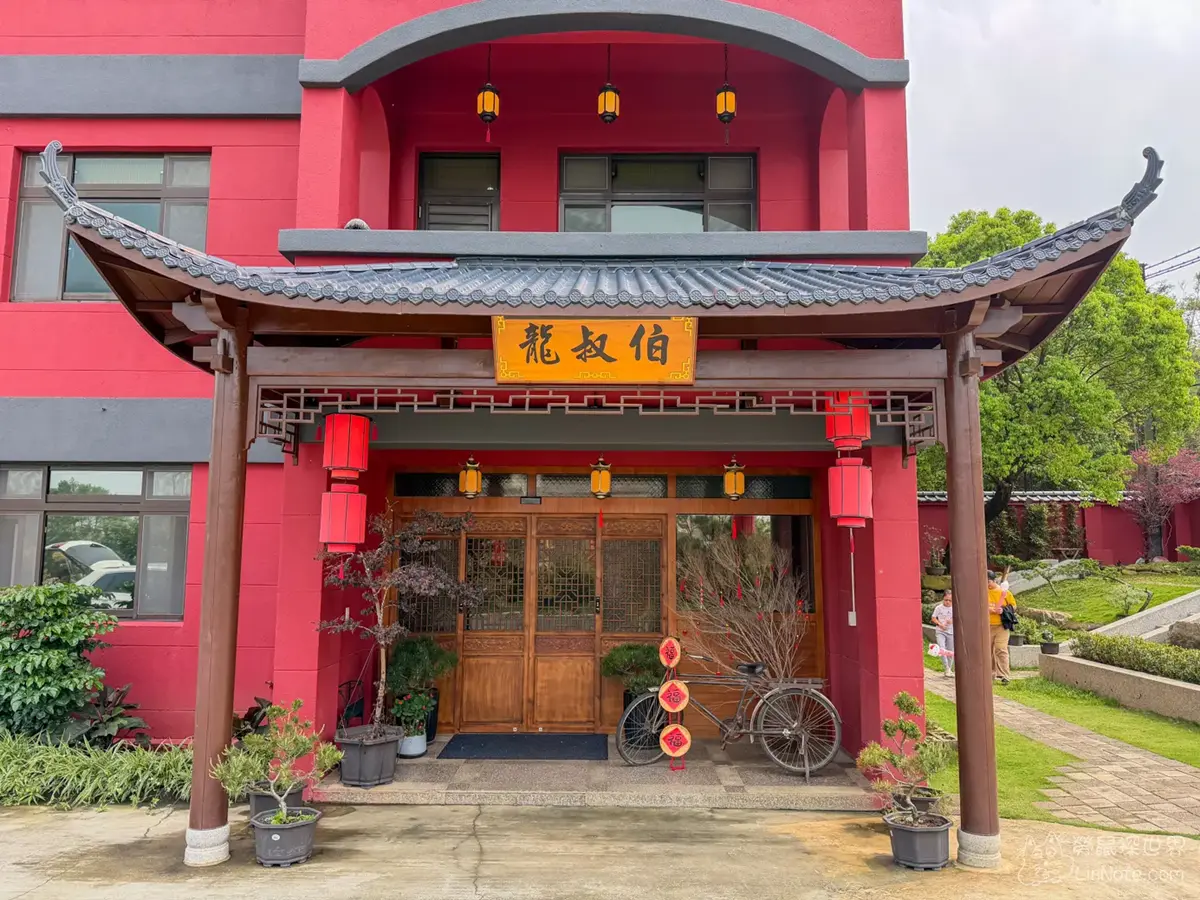 秋季限定浪漫花海！消失５年粉紅網美草回歸，加碼紅橋白浪夢幻九月雪