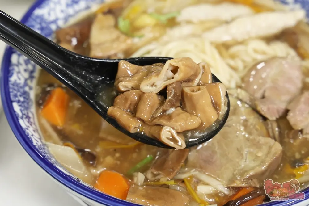 台南老字號「福樓」開台式小吃店！炸土魠魚、古早味羹麵必吃，飯卷80元起