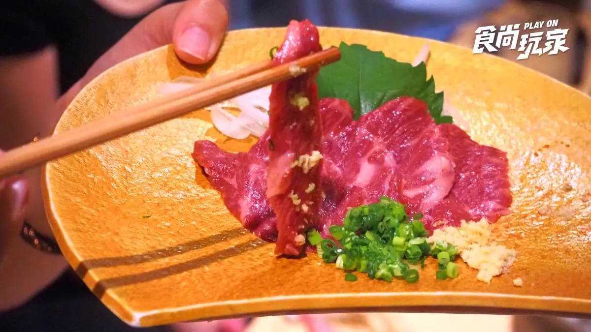 福岡必逛「歐風」天神地下街！150間店串聯百貨，再吃牛腸鍋、生馬肉、活烏賊