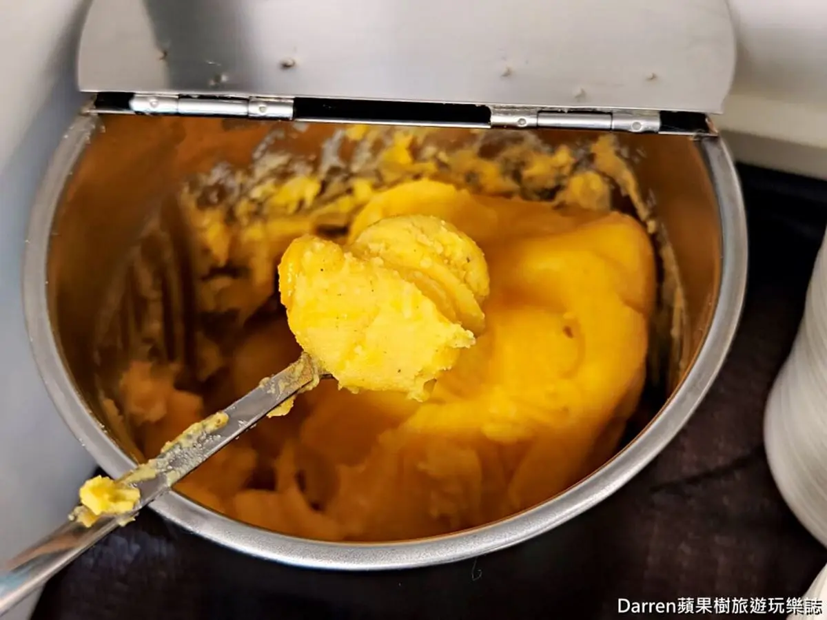 開店2年半獲必比登肯定!新竹城隍廟「人氣牛肉麵」濃郁入味,必夾靈魂滷味 開店2年半獲必比登肯定!新竹城隍廟「人氣牛肉麵」濃郁入味,必夾靈魂滷味