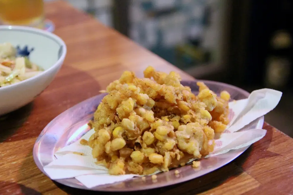 台南宵夜首選！成大生最愛日式美食「日曜日蛋包飯」，丼飯、炸牡蠣必點