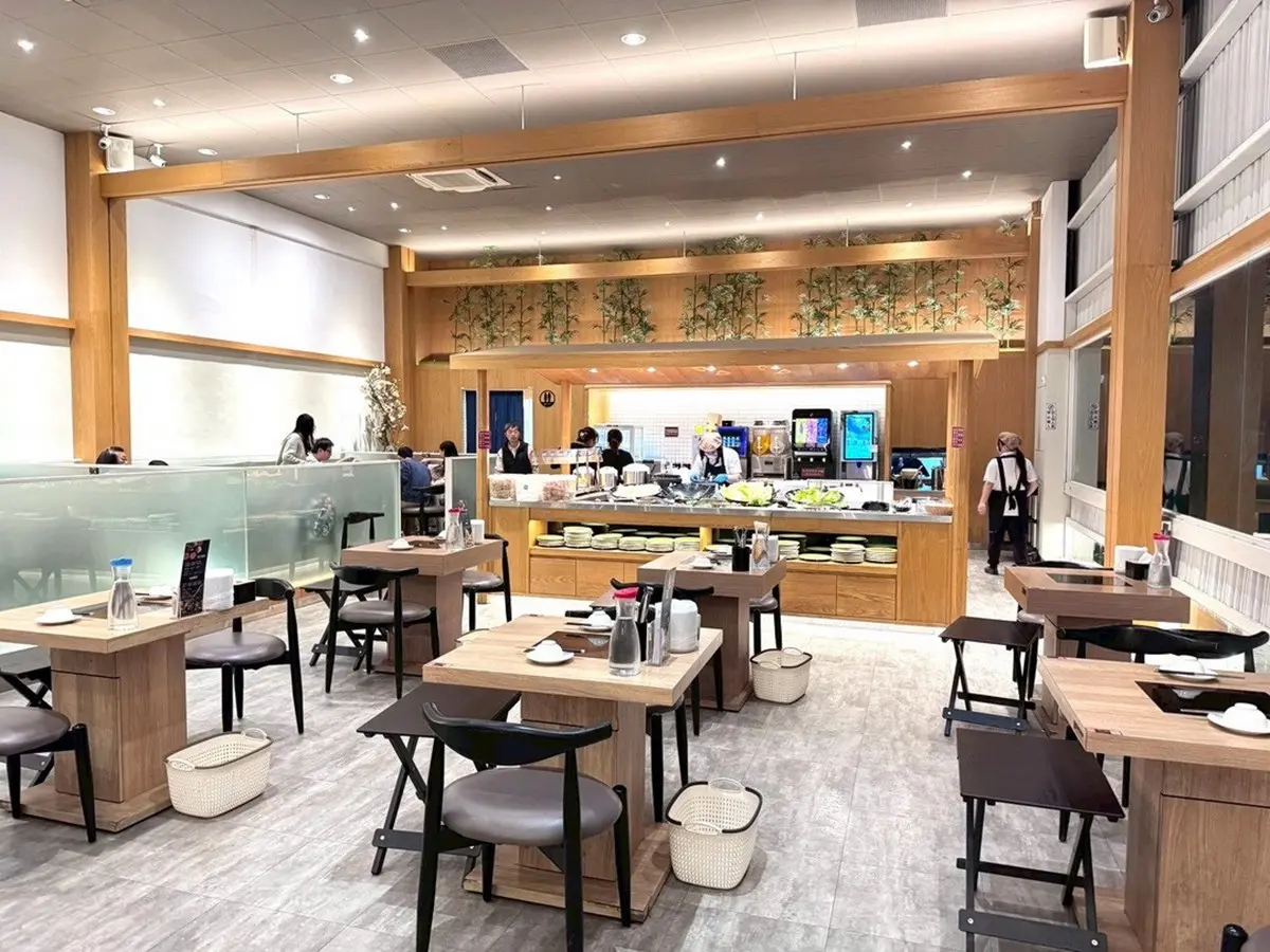 488元火鍋＋炸雞吃到飽！4.7星「壽喜燒名店」現切牛肉海鮮、自助吧暢吃