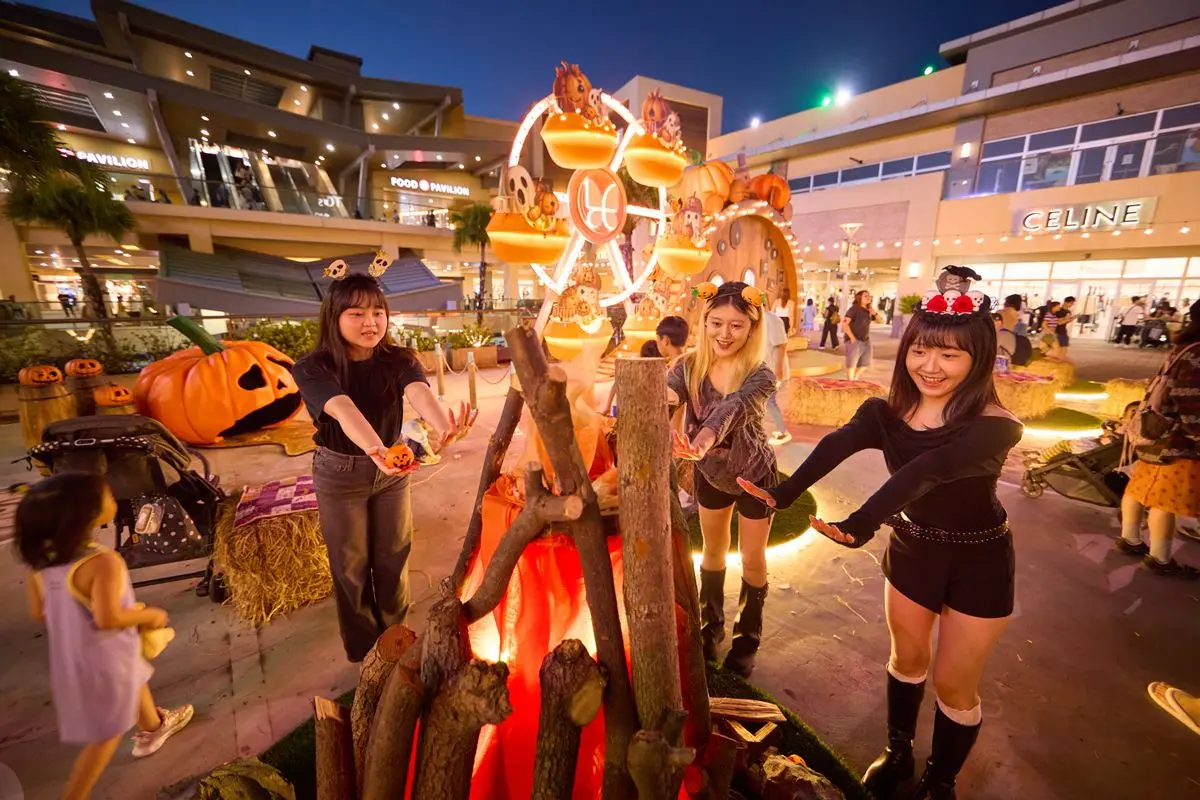 免費拿南瓜萬聖糖果！桃園「南瓜谷魔法村」升級回歸，打卡超Q「醉酒南瓜」