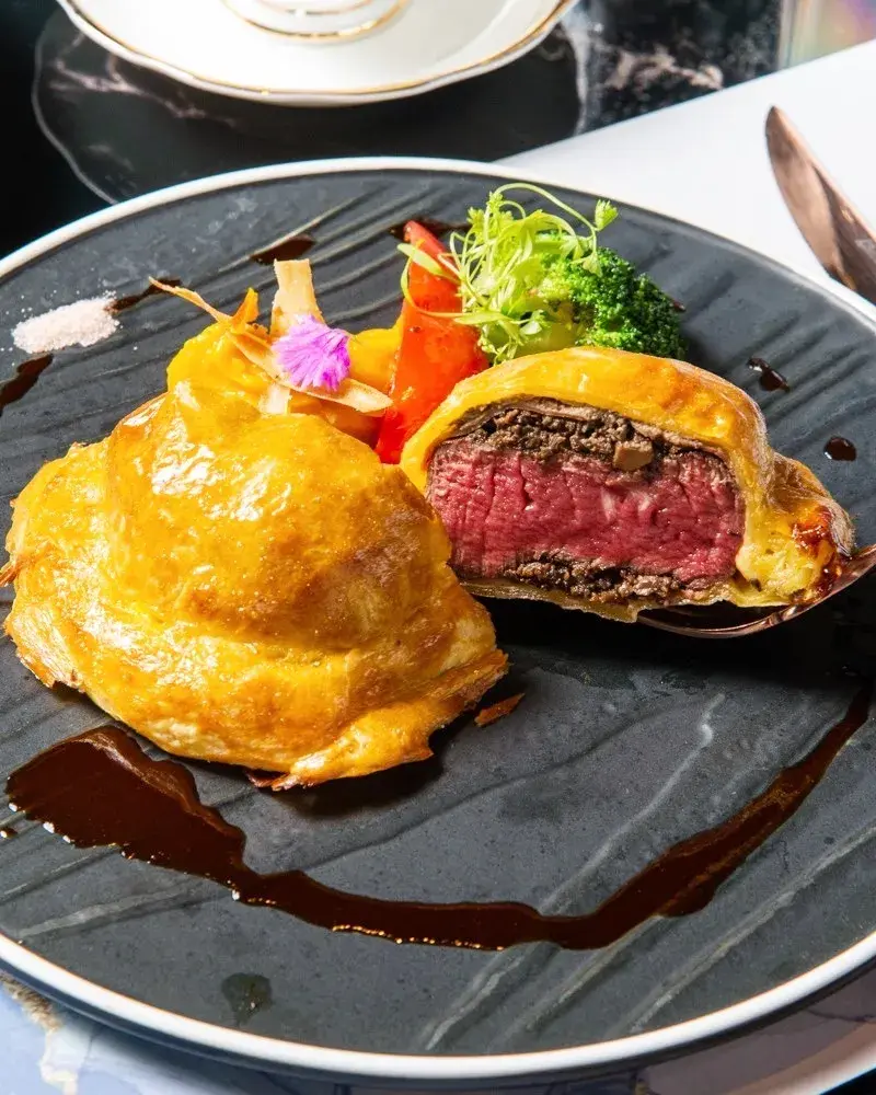 南紡餐廳推薦11家:桌邊火焰牛排、一人燒肉、泰式火山排骨,慶生聚餐先收藏 南紡餐廳推薦11家:桌邊火焰牛排、一人燒肉、泰式火山排骨,慶生聚餐先收藏