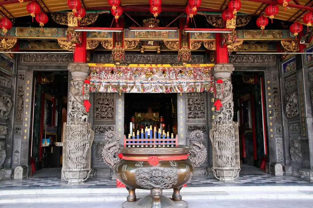 台南一日限定煙火秀!實力派台語歌手開唱,必比登羊肉爐、在地人私藏鹹酥雞必吃 台南一日限定煙火秀!實力派台語歌手開唱,必比登羊肉爐、在地人私藏鹹酥雞必吃