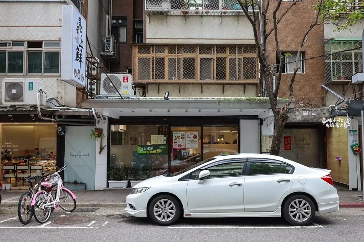 台北超佛「涮涮鍋吃到飽」350元起!30款蔬食、水果甜點任夾,還有膠囊咖啡 台北超佛「涮涮鍋吃到飽」350元起!30款蔬食、水果甜點任夾,還有膠囊咖啡