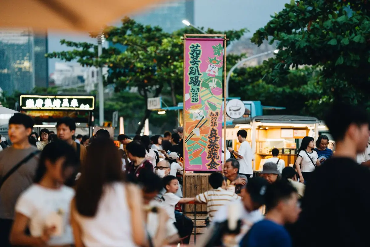 最好玩「香菜萬聖節市集」彰化登場！百家美食攤位集合，互動免費送新鮮香菜