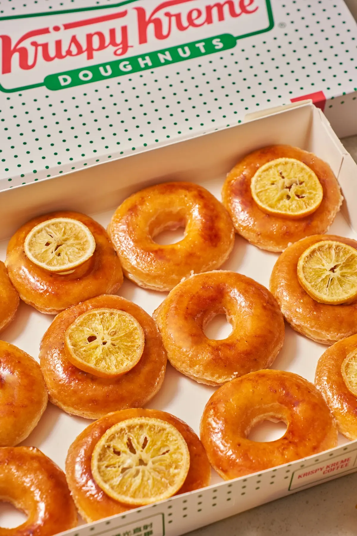 11月甜甜圈新品到！I’m donut？台灣脆皮鮮奶３口味，Krispy Kreme烤布蕾回歸