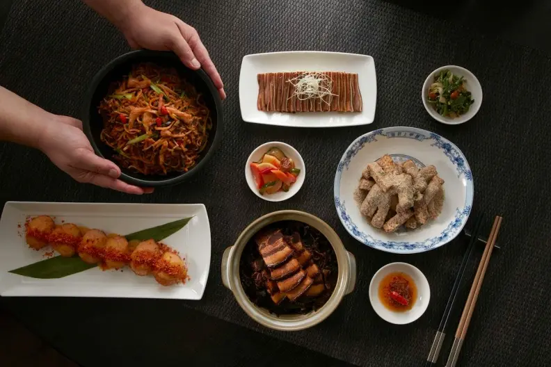 【台北米其林】美食觀察家姚舜:台灣當然有夠格的三星餐廳! 05-寒舍食譜-【主廚推薦】形象照.jpg