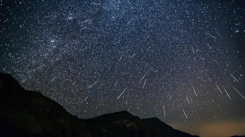 天文迷別錯過！超浪漫三大流星雨之「英仙座」在這周末！這樣看最清楚
