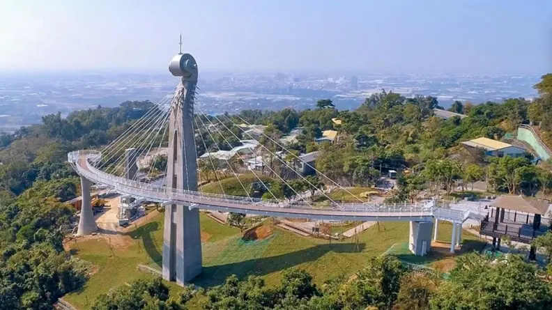 都還沒去過！超人氣天空步道「岡山之眼」倒數休園中，月底衝一波打卡去！