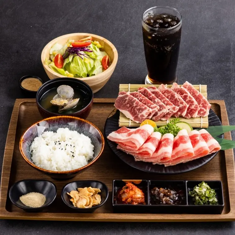 【新開店】全家開燒肉店！「IKIGAI燒肉」１人也能吃，牛胸腹套餐320元吃超飽