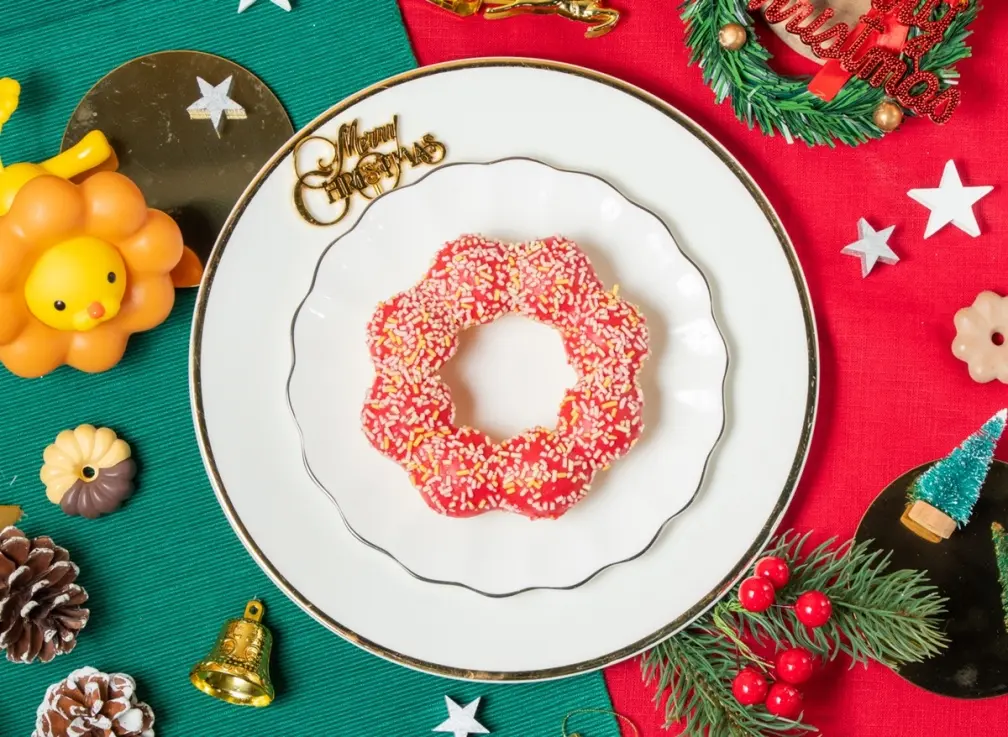 超萌耶誕樹、白熊甜甜圈！Mister Donut７款商品一次吃，再享買６送３