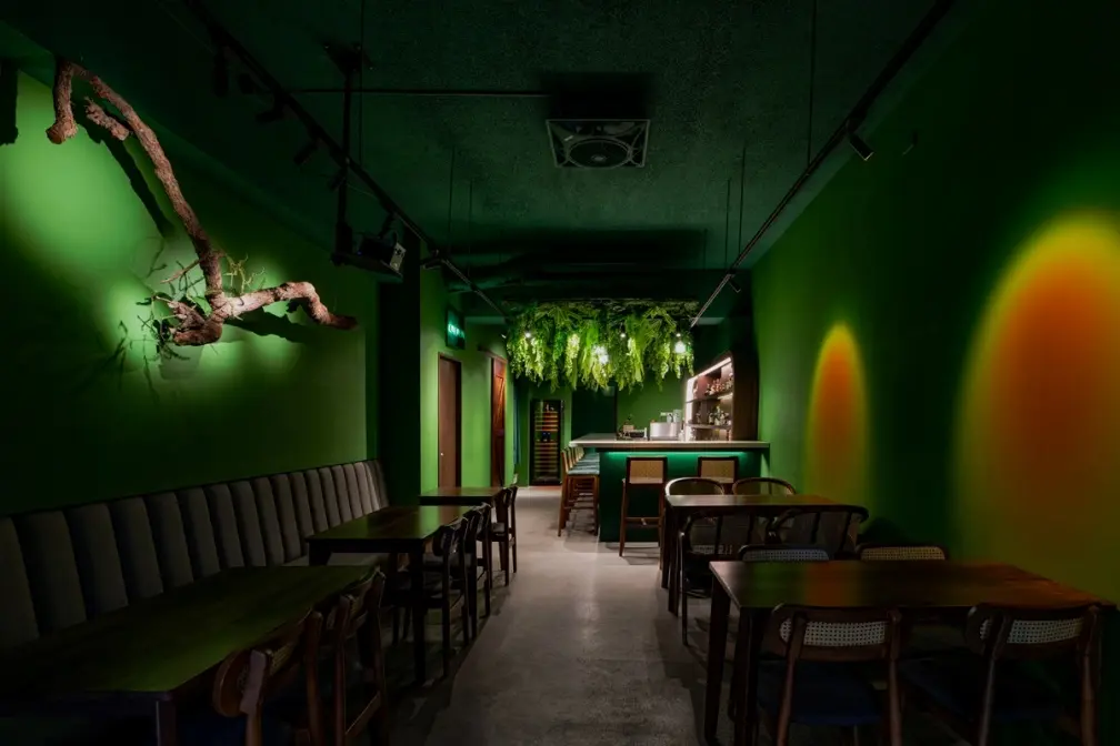 【新開店】綠色植栽風餐酒館!超濃郁明太子披薩、牛小排,搭普洱茶調酒絕配 【新開店】綠色植栽風餐酒館!超濃郁明太子披薩、牛小排,搭普洱茶調酒絕配