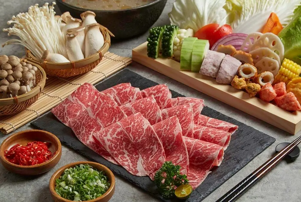 ５折爽吃燒肉！築間全新「火、烤２吃」插旗新店，再享50種自助吧吃到飽