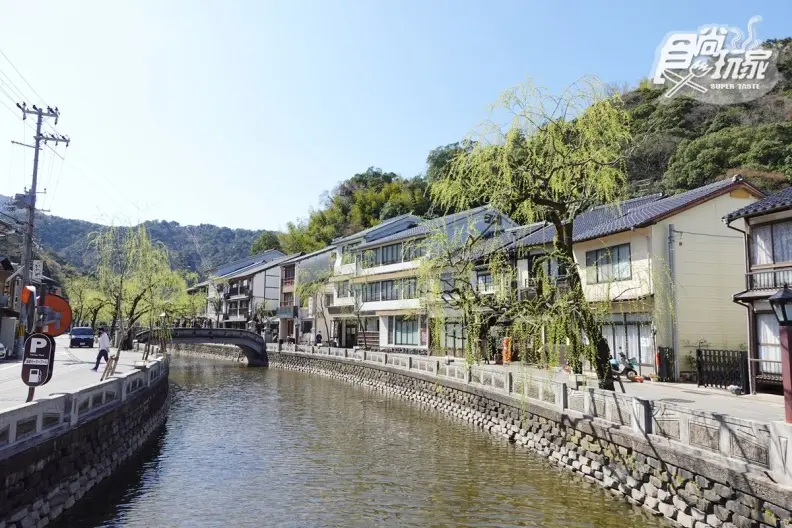 日本「最美溫泉老街」！2023城崎溫泉攻略，超Q咖啡牛奶、搭纜車、泡７大外湯