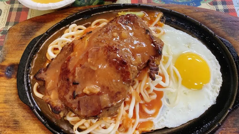 夜市牛排怎麼吃才專業？網友分享４步驟，釣出一群吃貨：要加爆這款醬
