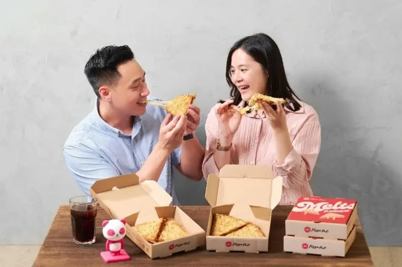 只有foodpanda吃得到!必勝客新品牽絲「起司咔滋餅」,2口味外送半價優惠(中獎公布) 只有foodpanda吃得到!必勝客新品牽絲「起司咔滋餅」,2口味外送半價優惠(中獎公布)