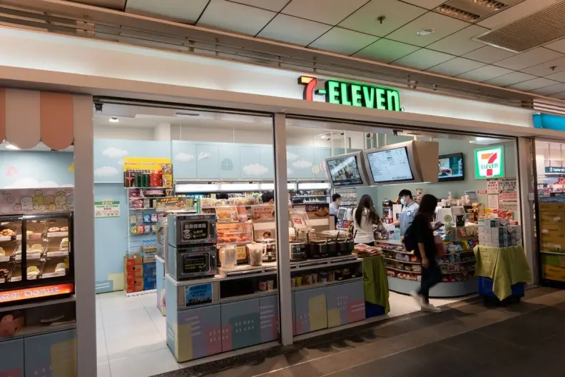 7-11開出4張千萬發票!萊爾富花15元中1000萬,3大超商中獎門市一次看 7-11開出4張千萬發票!萊爾富花15元中1000萬,3大超商中獎門市一次看
