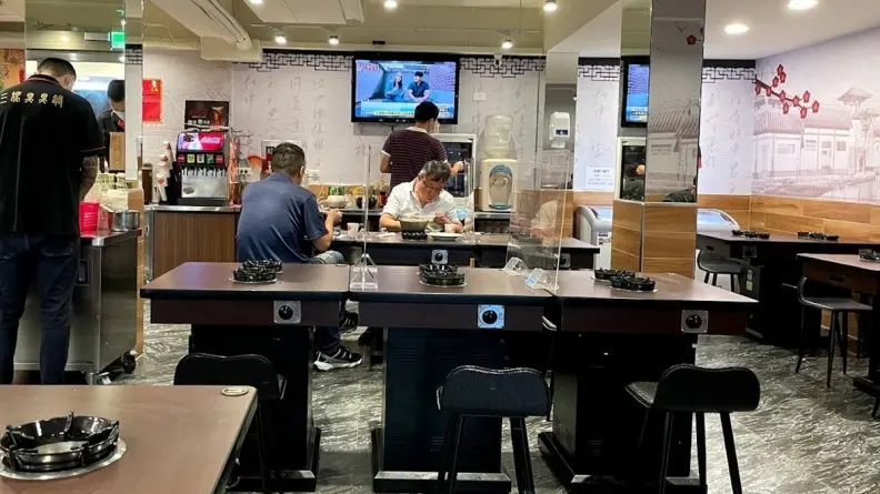 三媽臭臭鍋沒落了？他驚訝用餐時間只剩２、３組客人，內行人曝關鍵２原因